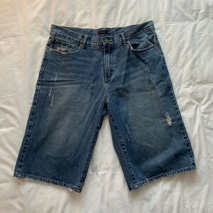 Vintage distressed dark blue denim jorts tagstudio